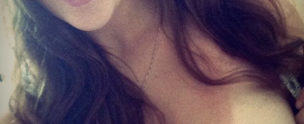 jeune-baiseuse-nue-liveshow