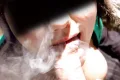 melanie suceuse de bite en fumant une cigarette jpg